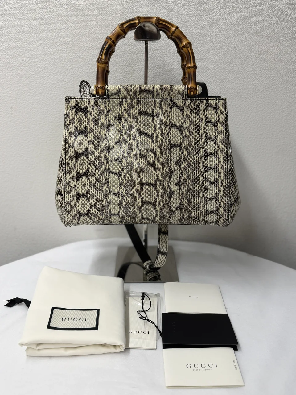 GUCCI BAMBOO NYMPHA hover