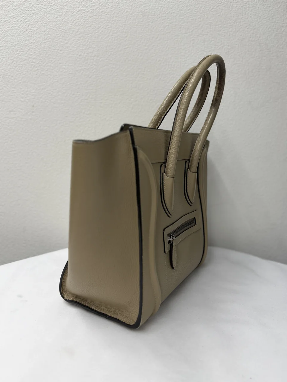 CELINE MICRO SHOPPER (BEIGE) view 5
