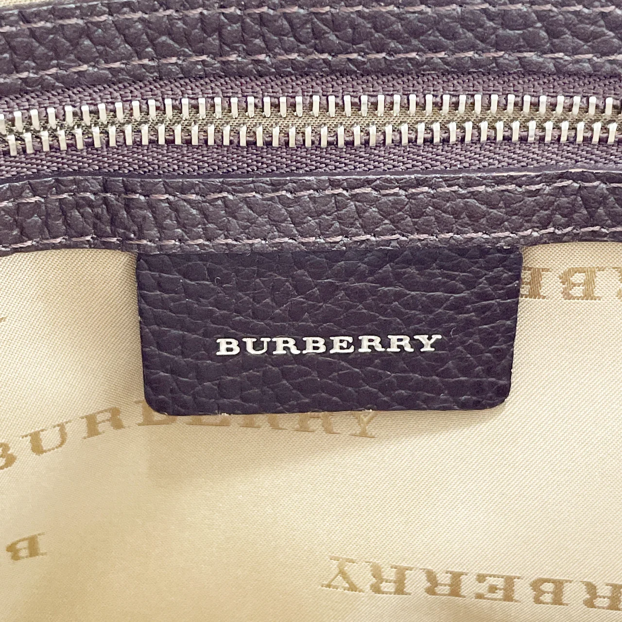 BURBERRY TOTE BAG (GRAY) view 9