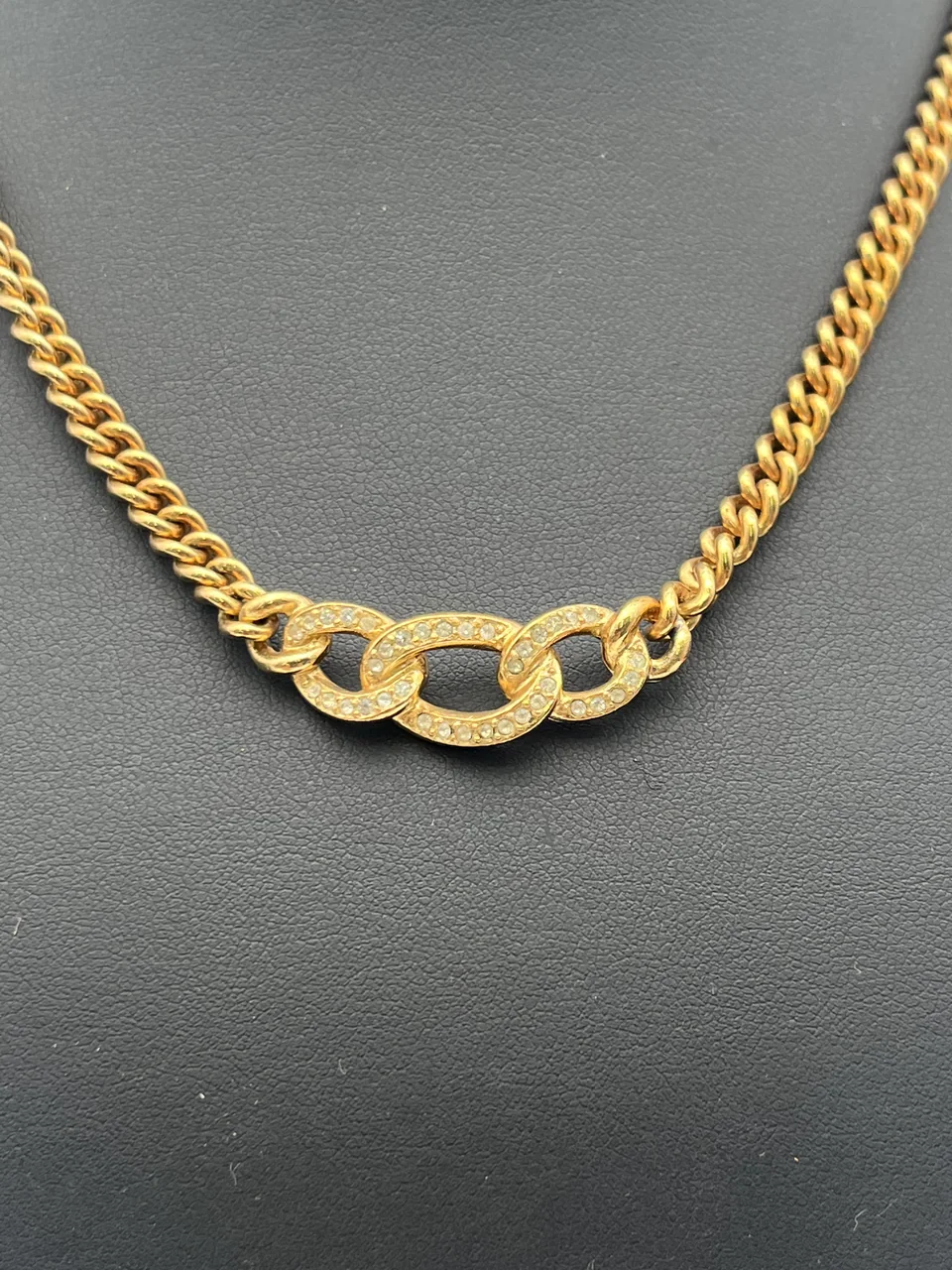 DIOR NECKLACE hover