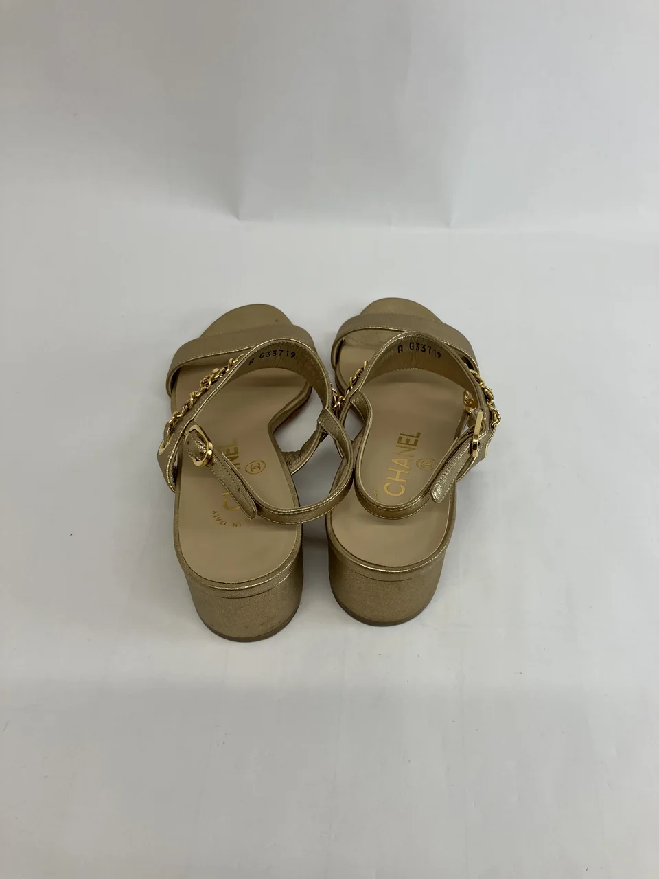 CHANEL SANDALS (SIZE 35C) view 3