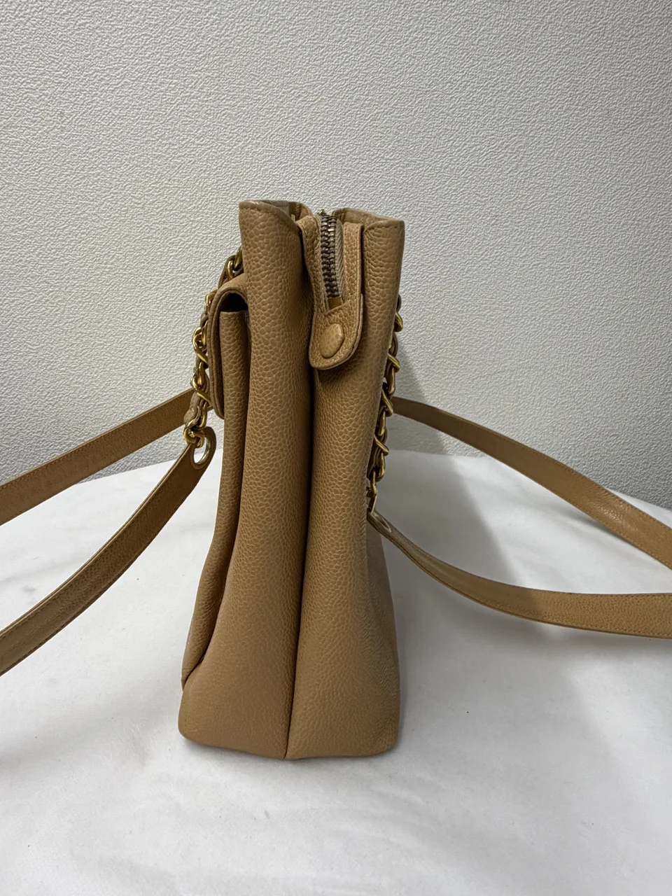 CHANEL TOTE view 6