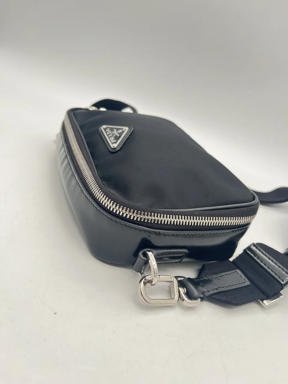 PRADA NYLON SHOULDER BAG (BLACK) view 6