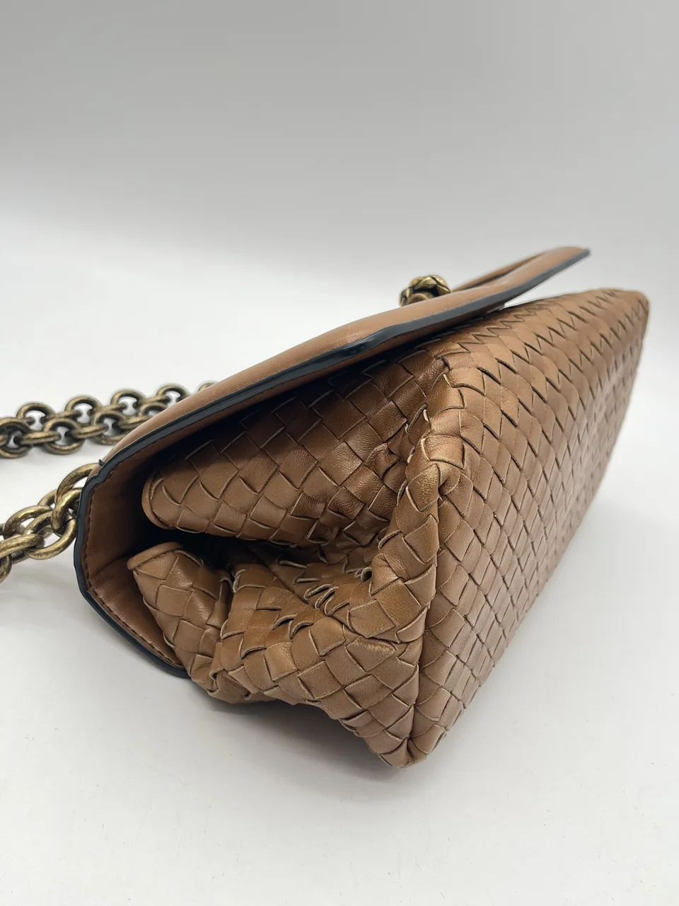 BOTTEGA VENETA INTRECCIATO CHAIN SHOULDER BAG (BROWN) view 4