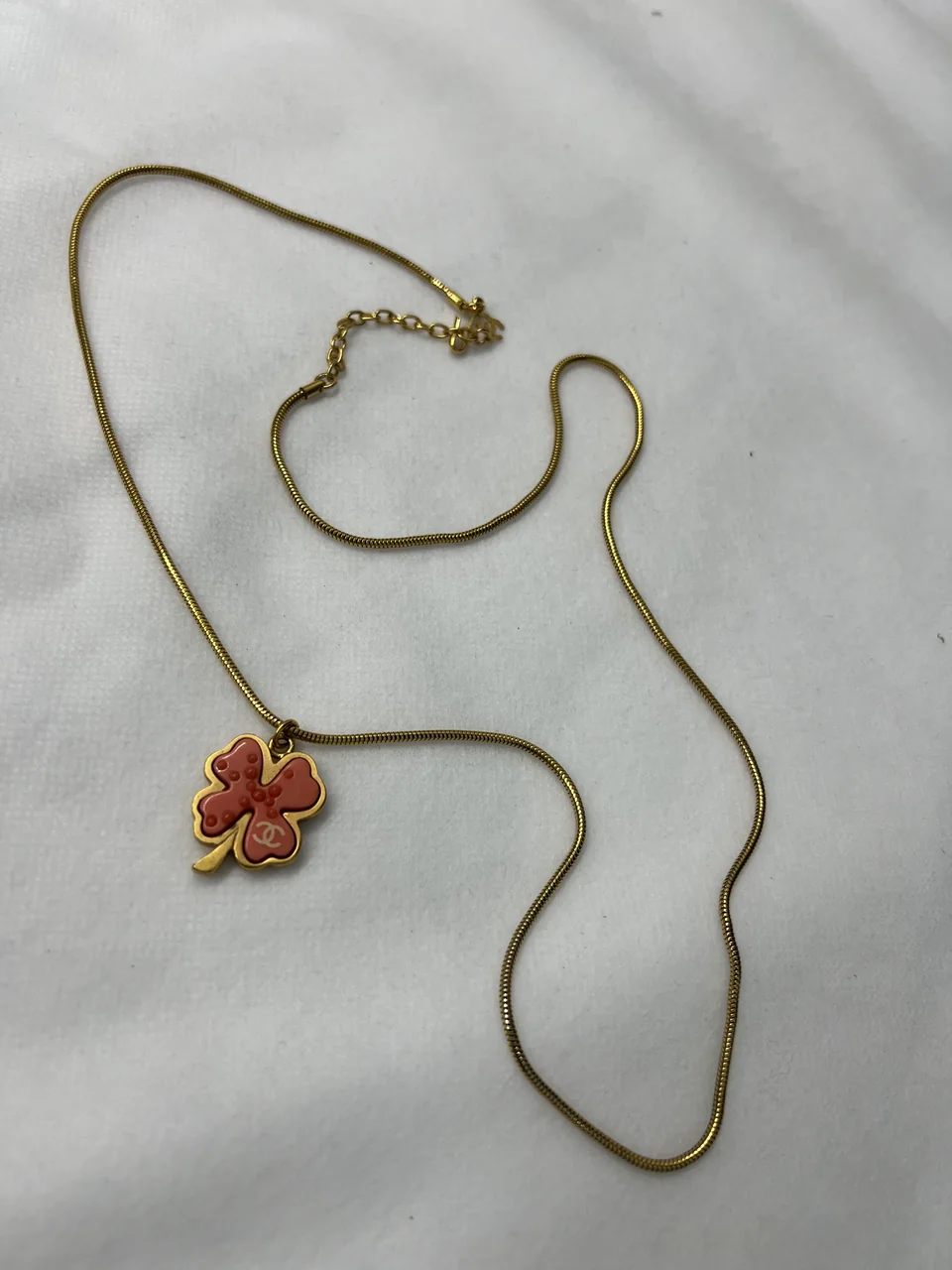 CHANEL COCO CLOVER NECKLACE