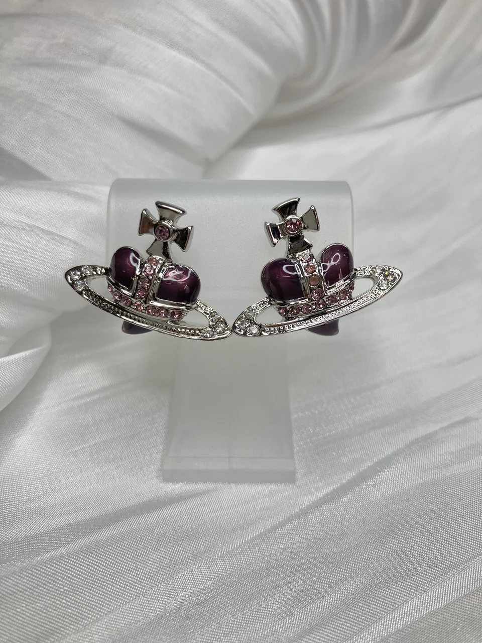 VIVIENNE WESTWOOD EARRINGS