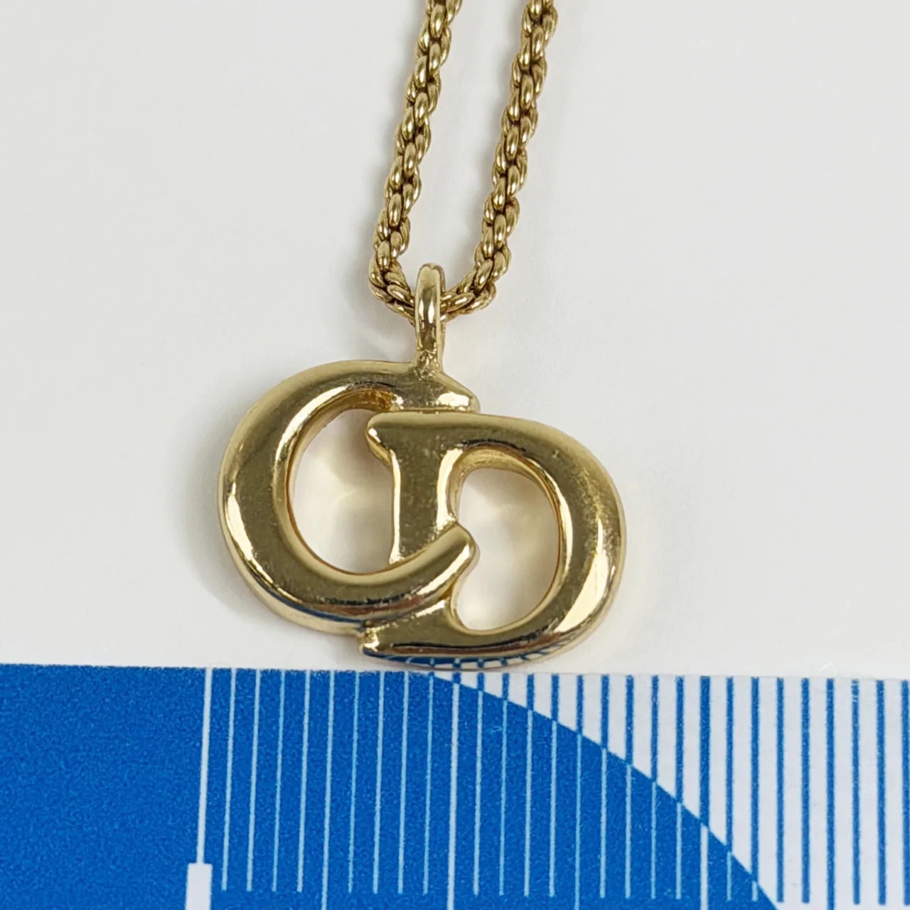DIOR TWIST CHAIN NECKLACE