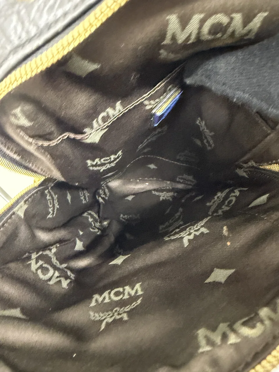 MCM VICETOS BODY BAG view 7