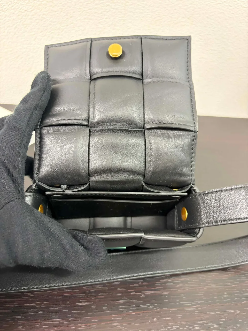 BOTTEGA VENETA MAXI INTRECCIATO BAG view 9