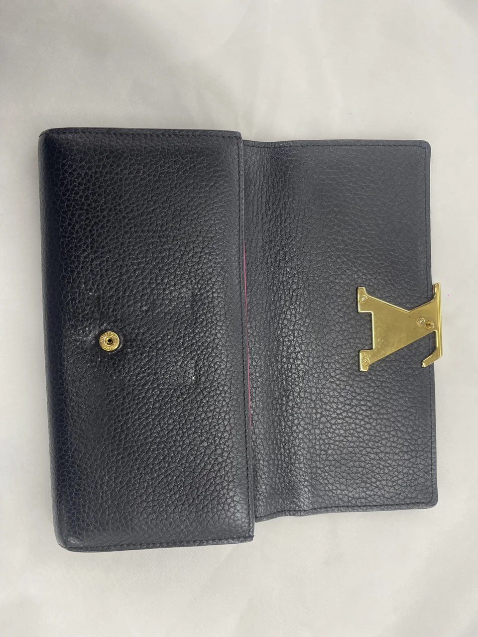 LV PORTEFEUILLE CAPUCINE view 8