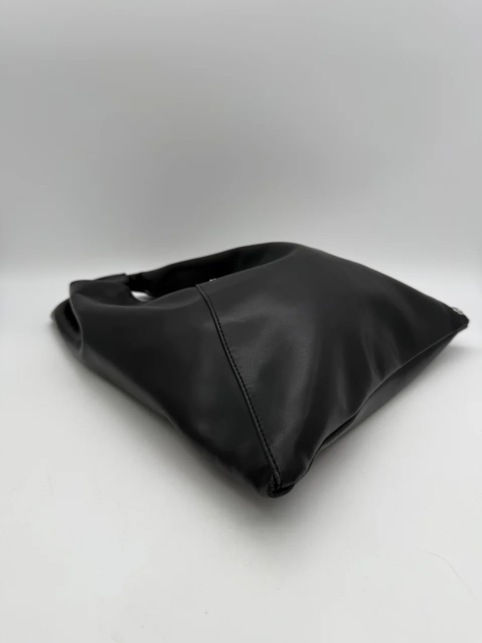 MAISON MARGIELA HANDBAG (BLACK) view 11