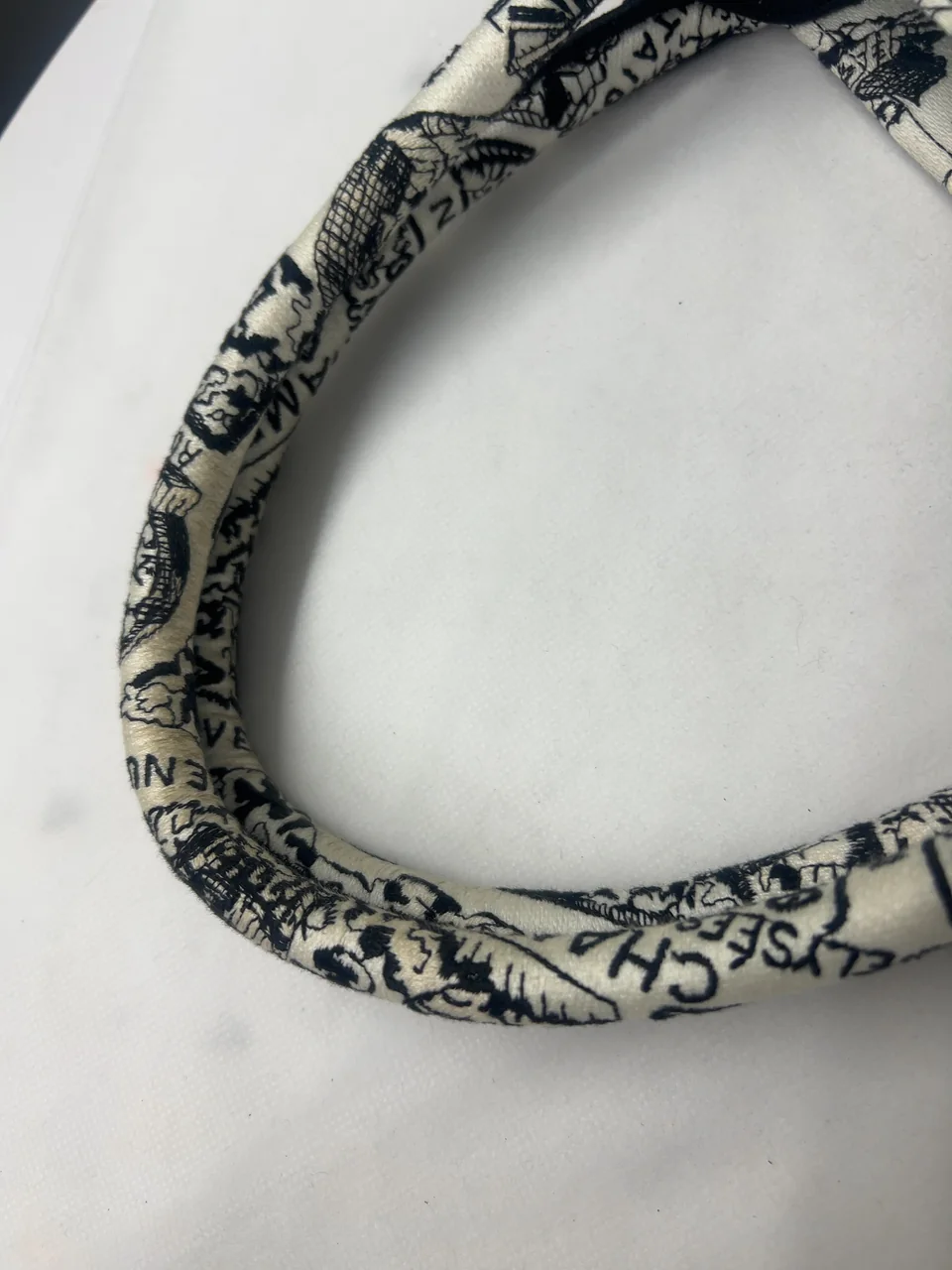 DIOR BOOK TOTE MEDIUM view 10