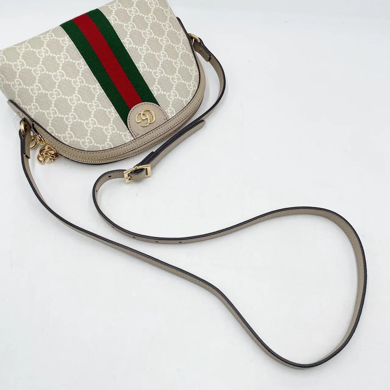 GUCCI GG SUPREME SHOULDER BAG (BEIGE) view 6