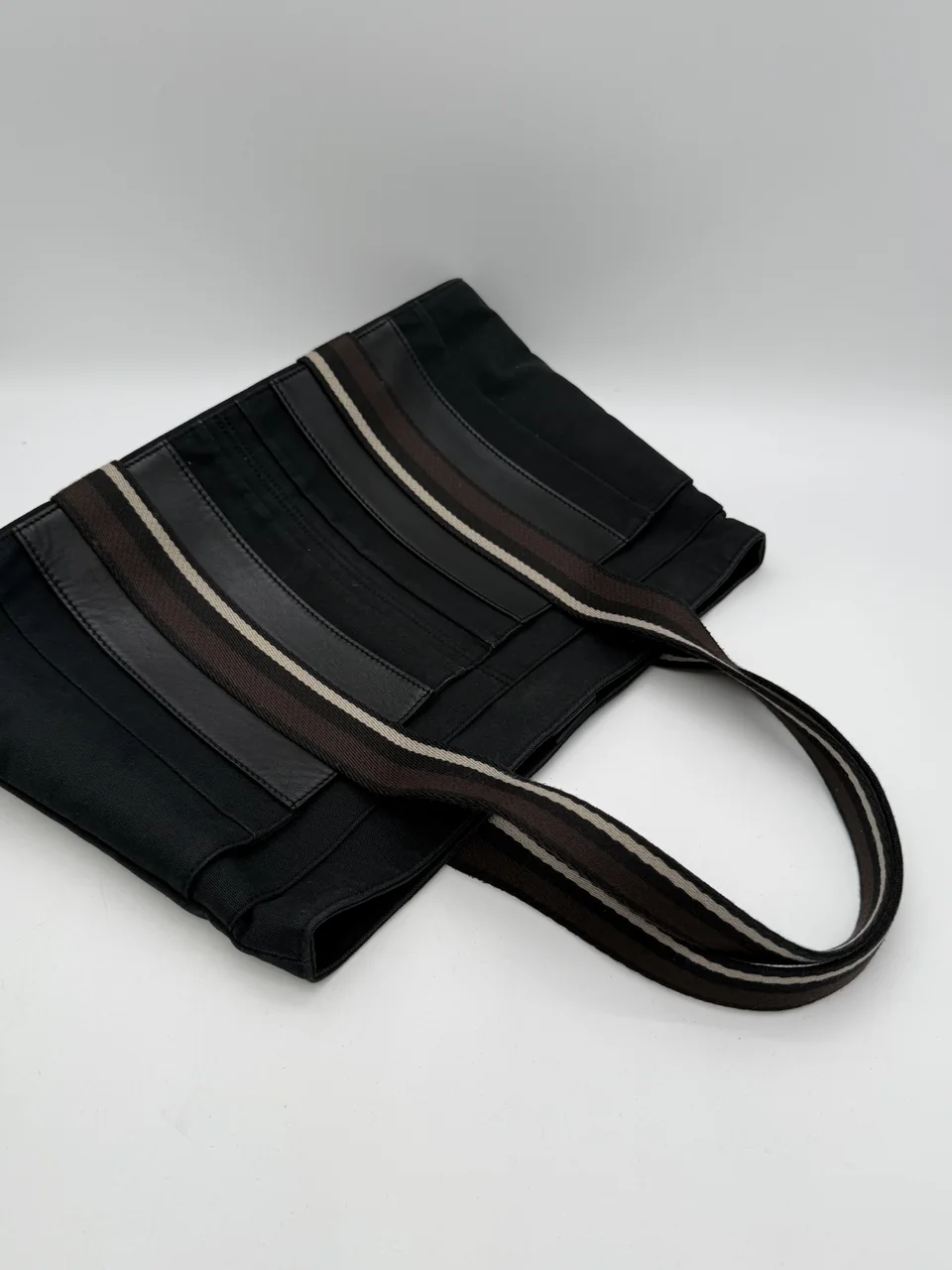 HERMES TRIBAL HANDLE TOTE BAG view 8