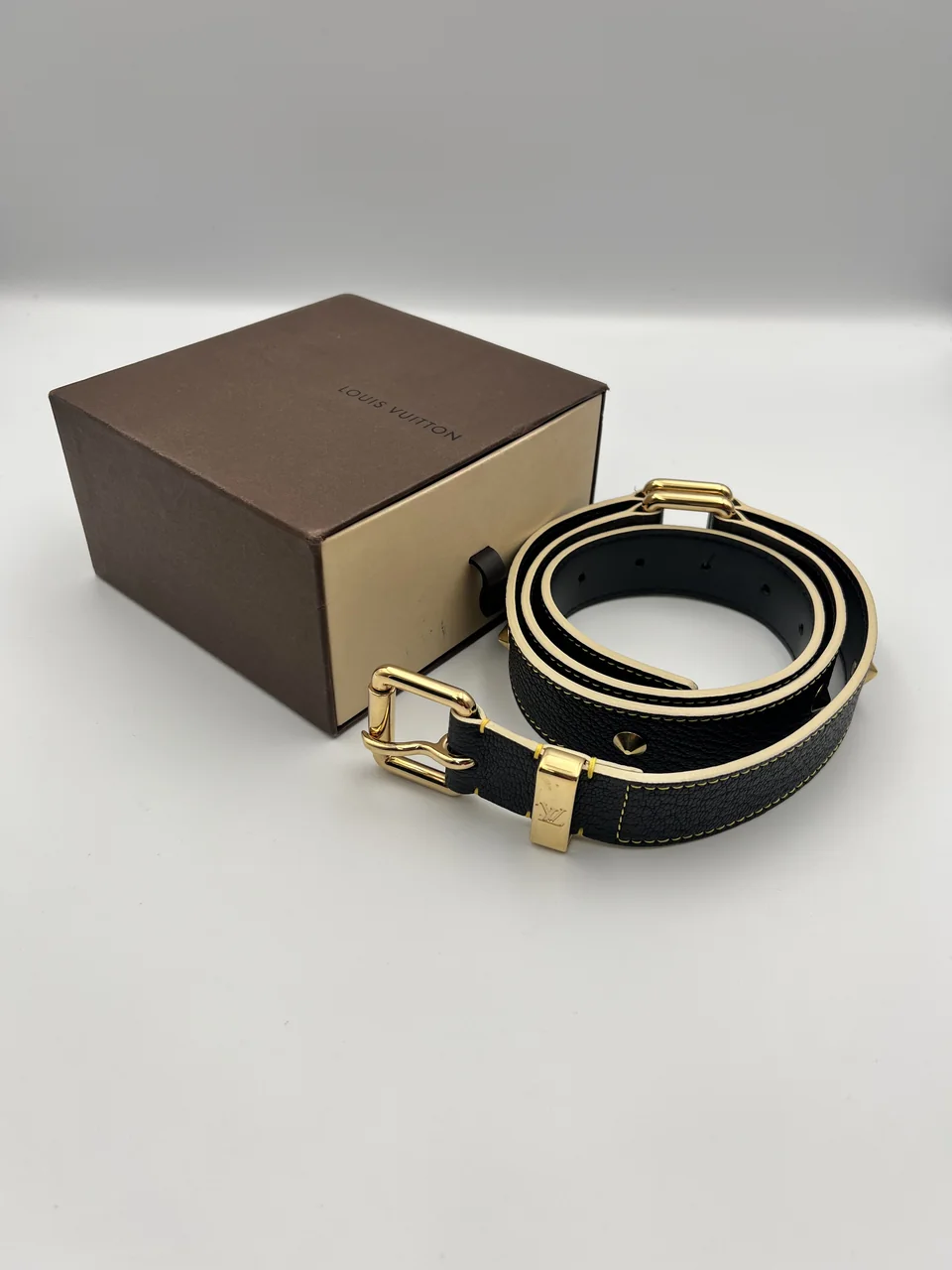 LOUIS VUITTON CEINTURE SUHALI STUDDED BELT