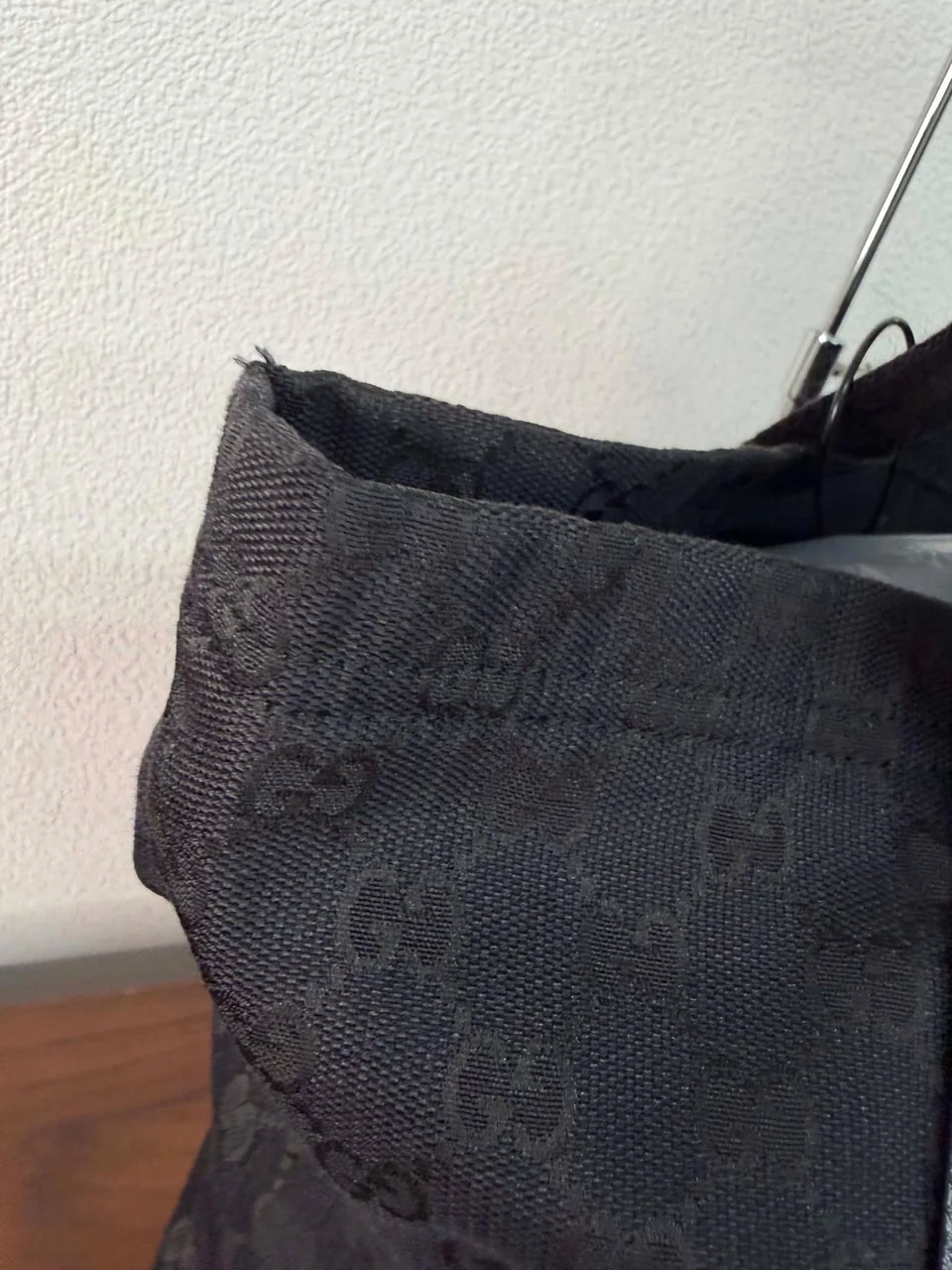 AJ-46 518/10 GUCCI GG CANVAS TOTE BAG view 7