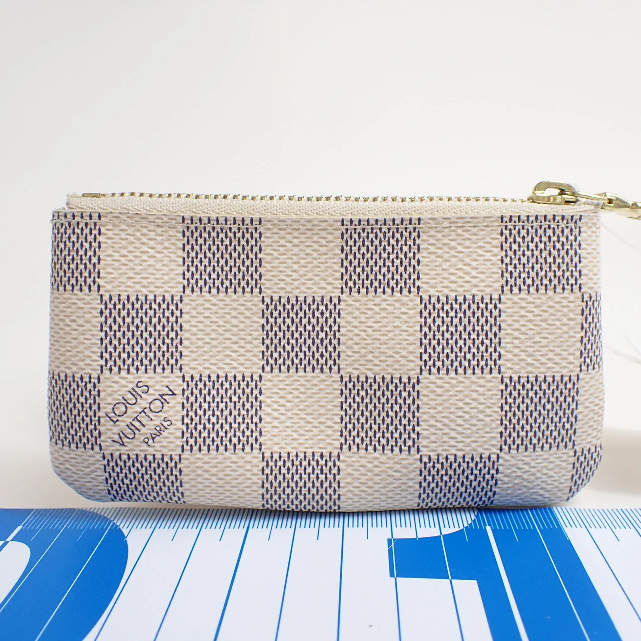 LV AZURE POCHETTE CLEE view 2