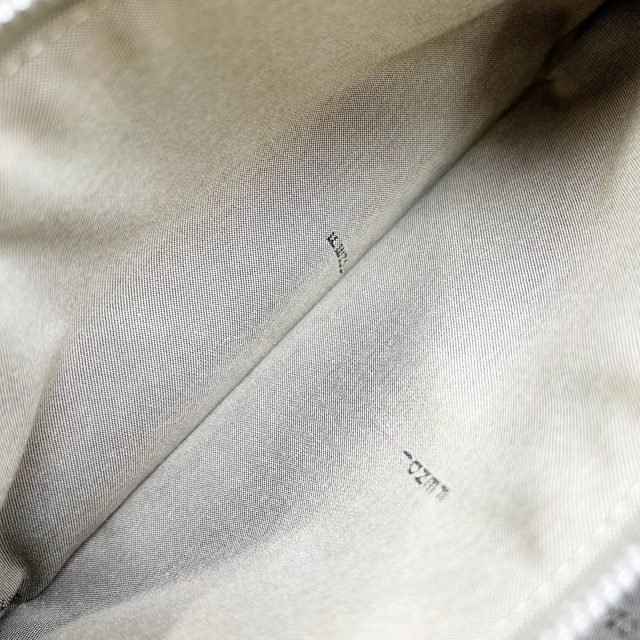 FENDI BY THE WAY MEDIUM (GRAY) view 9