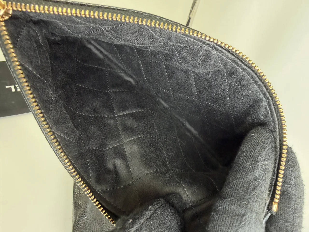 CHANEL CAVIAR 22 CHAIN TOTE BAG view 8