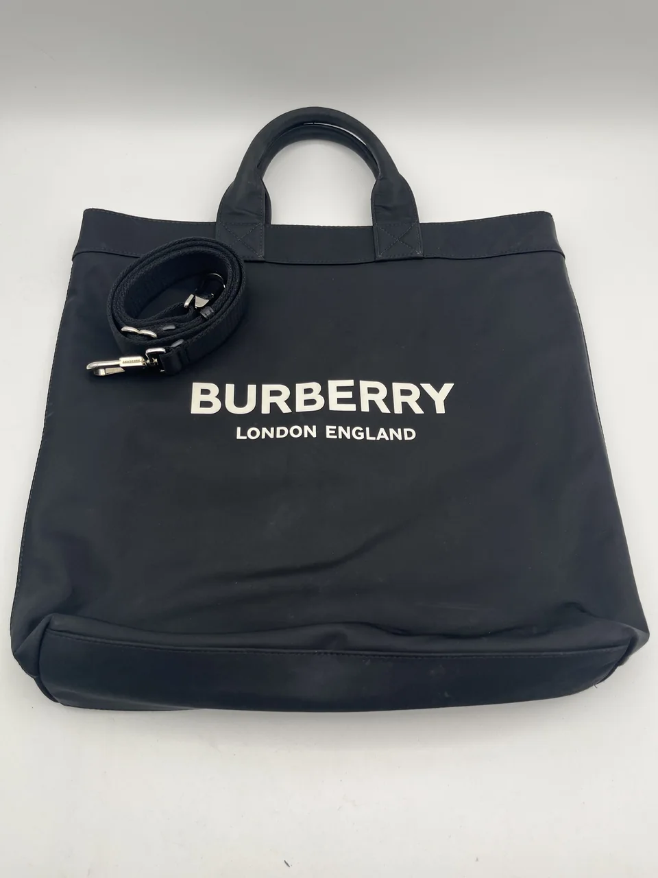 BURBERRY TOTE BAG