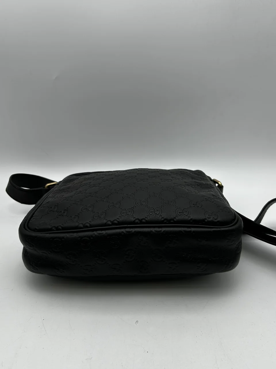 GUCCI GUCCISSIMA SHOULDER BAG (DARK BROWN) view 6