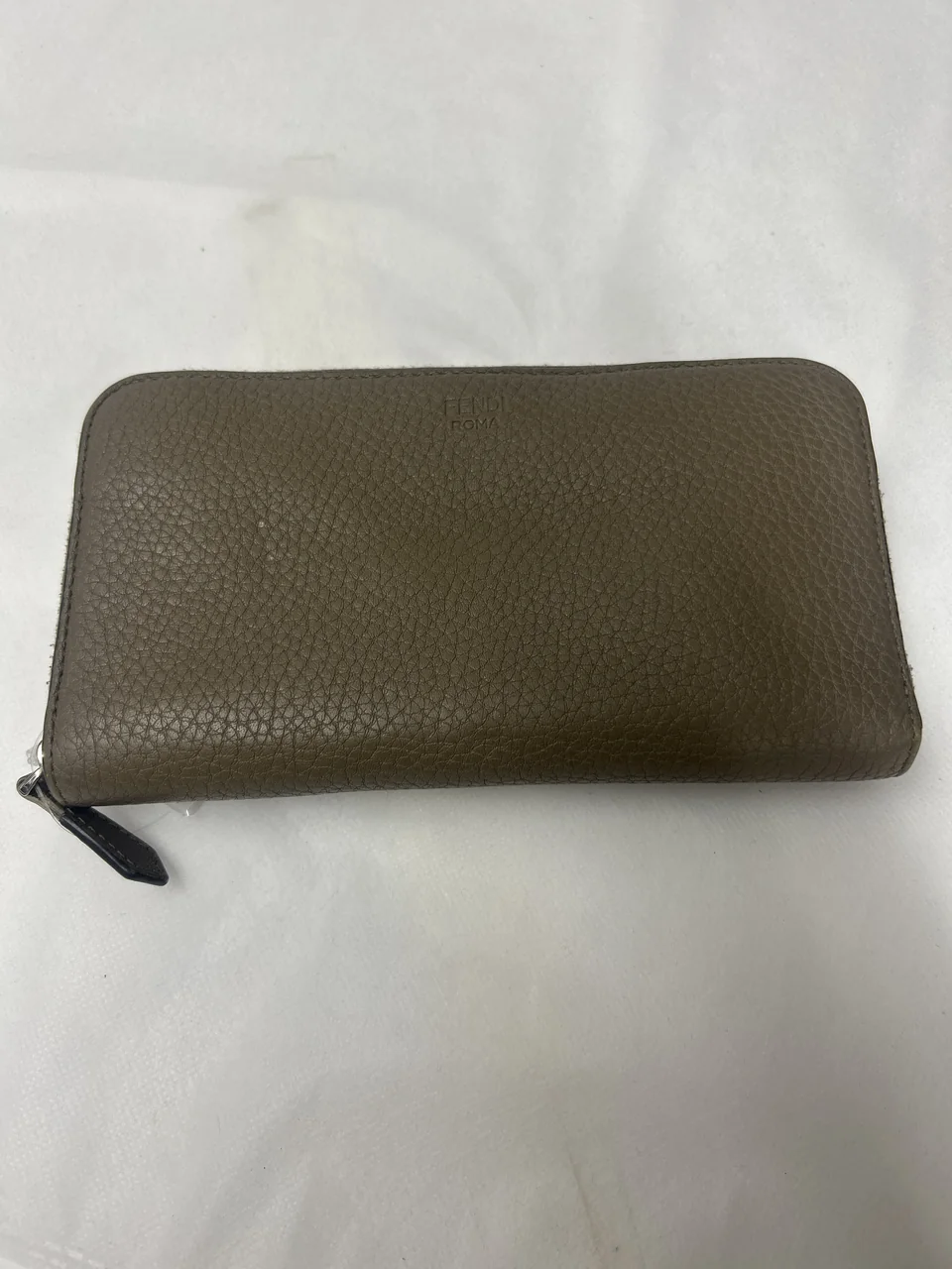 FENDI ROUND FASTENER LONG WALLET view 3