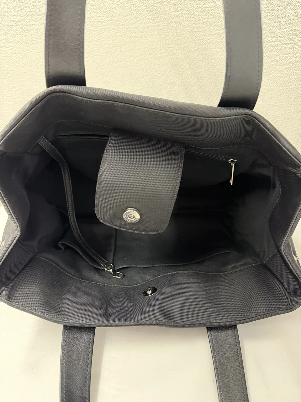 CHANEL TOTE BAG (17 SERIAL CODE) photo 7