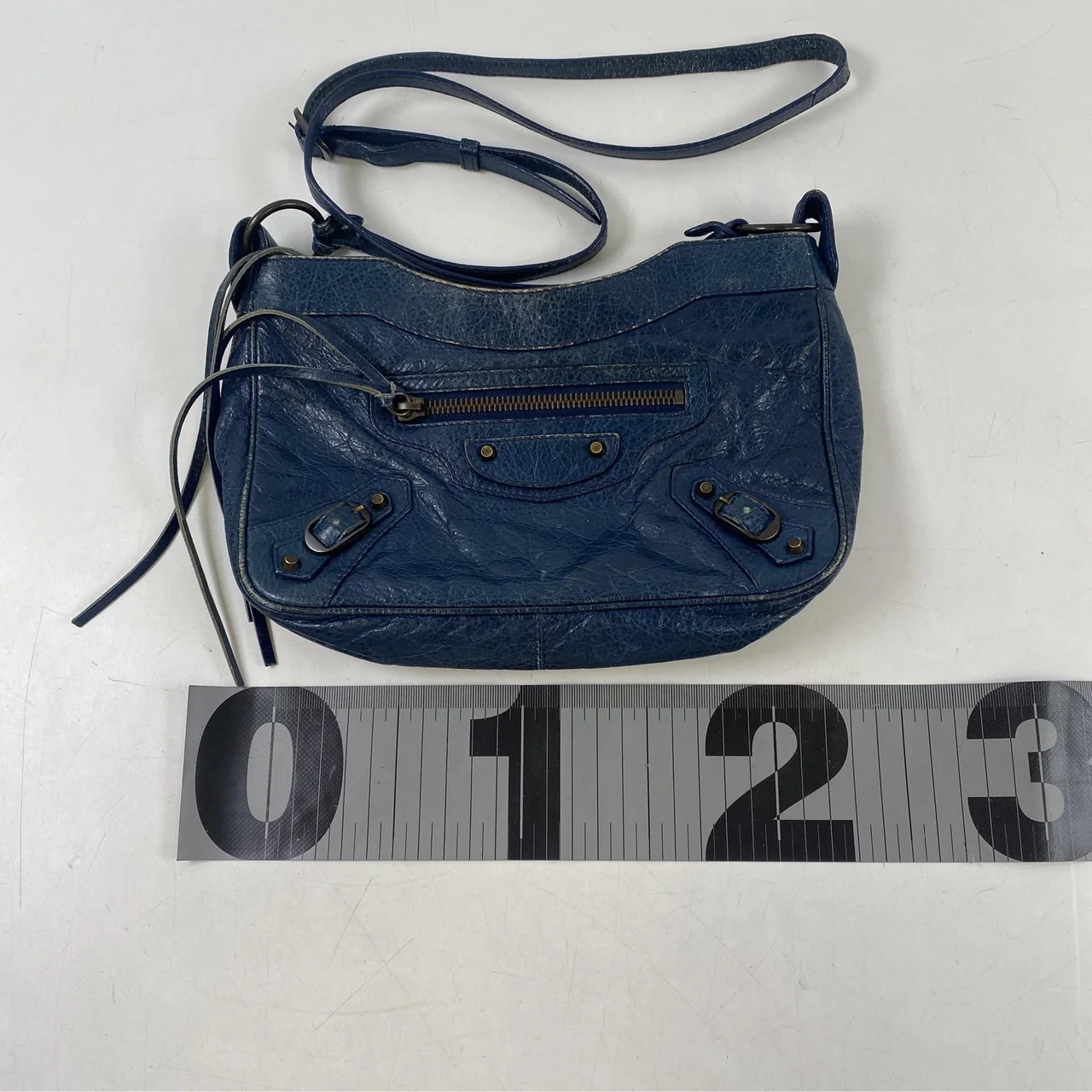 BALENCIAGA THE HIP SHOULDER BAG (BLUE) view 8