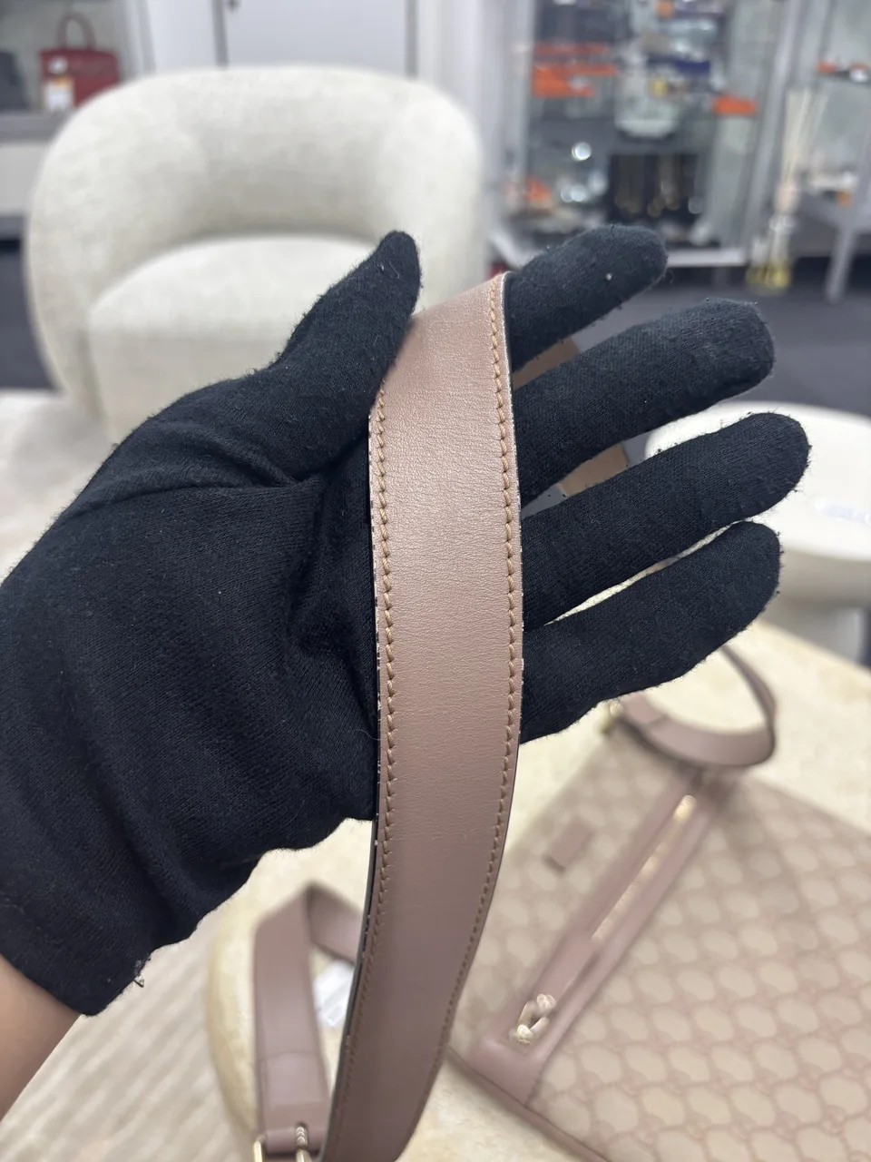 AY-30 281-9 GUCCI SHOULDER BAG view 10