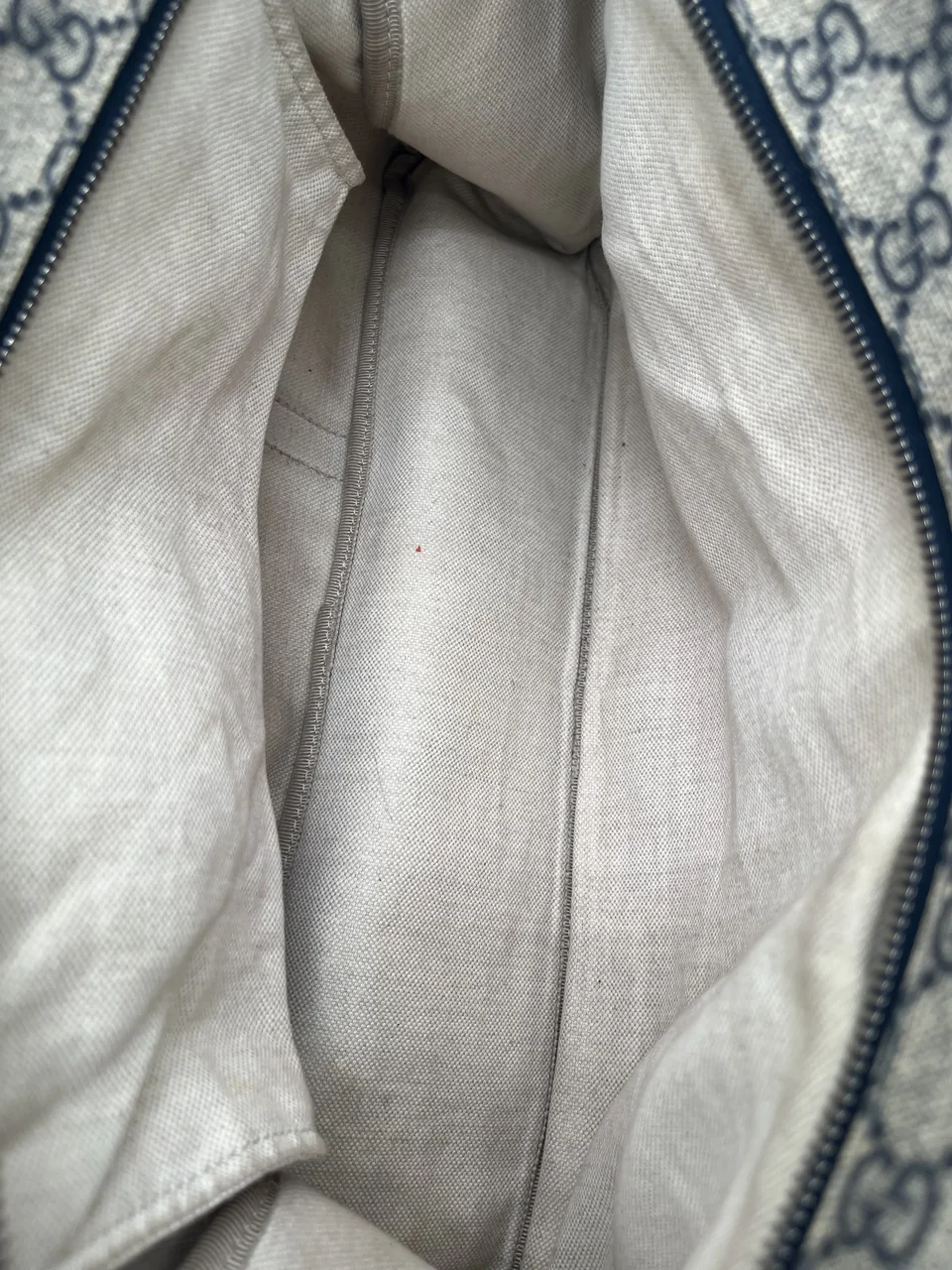GUCCI SHOULDER BAG view 8