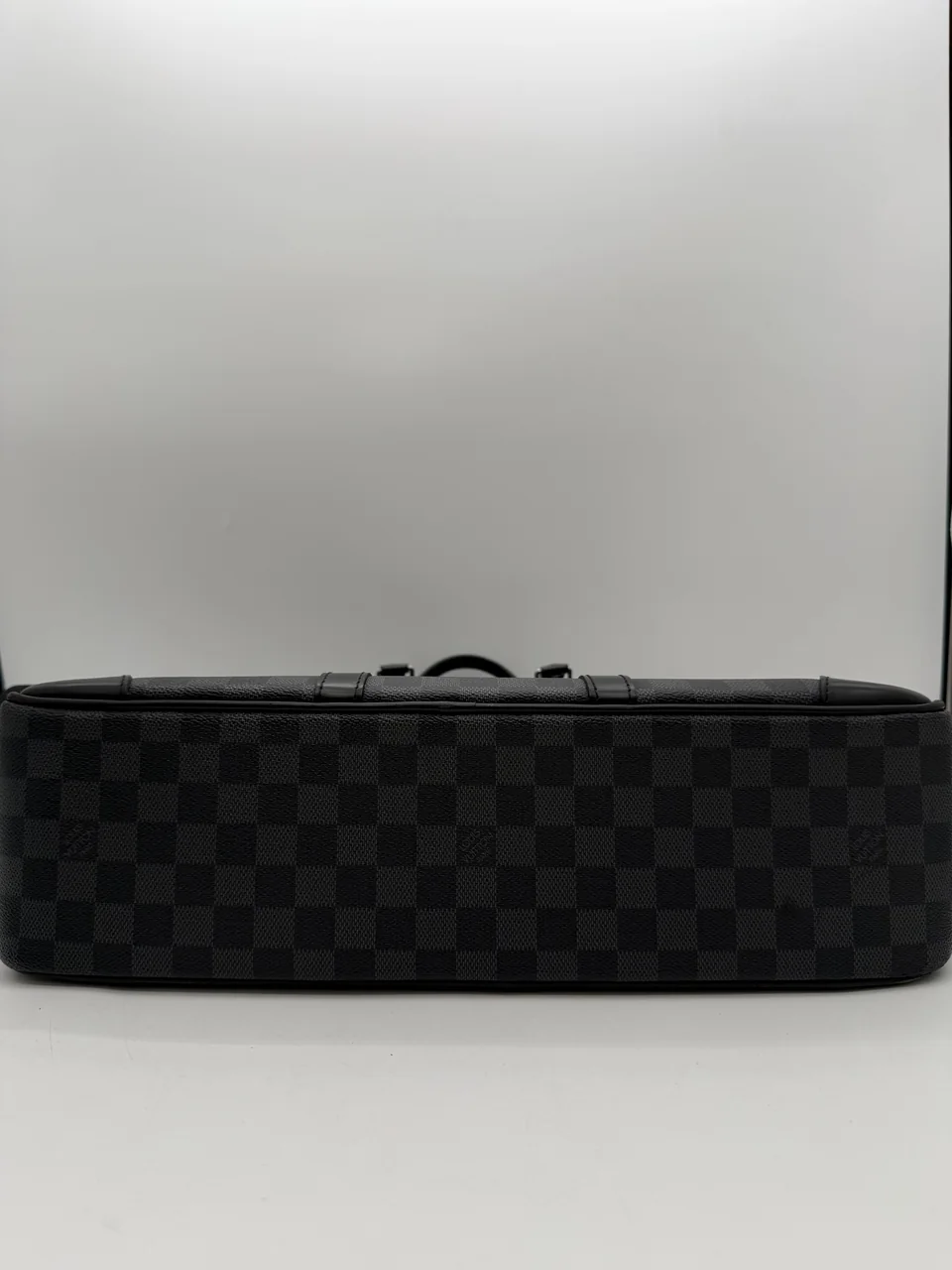 LV DAMIER GRAPHITE PORTE DOCUMENT VOYAGER view 7