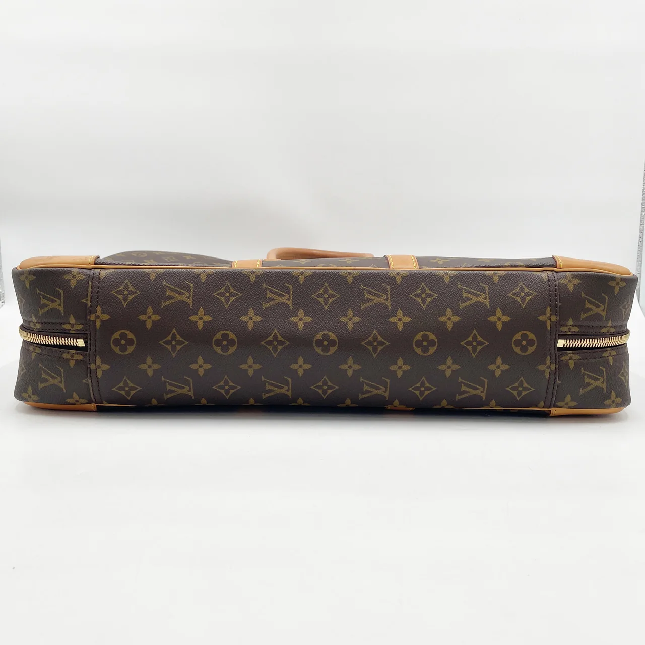 LV MONOGRAM SIRIUS 55 view 11