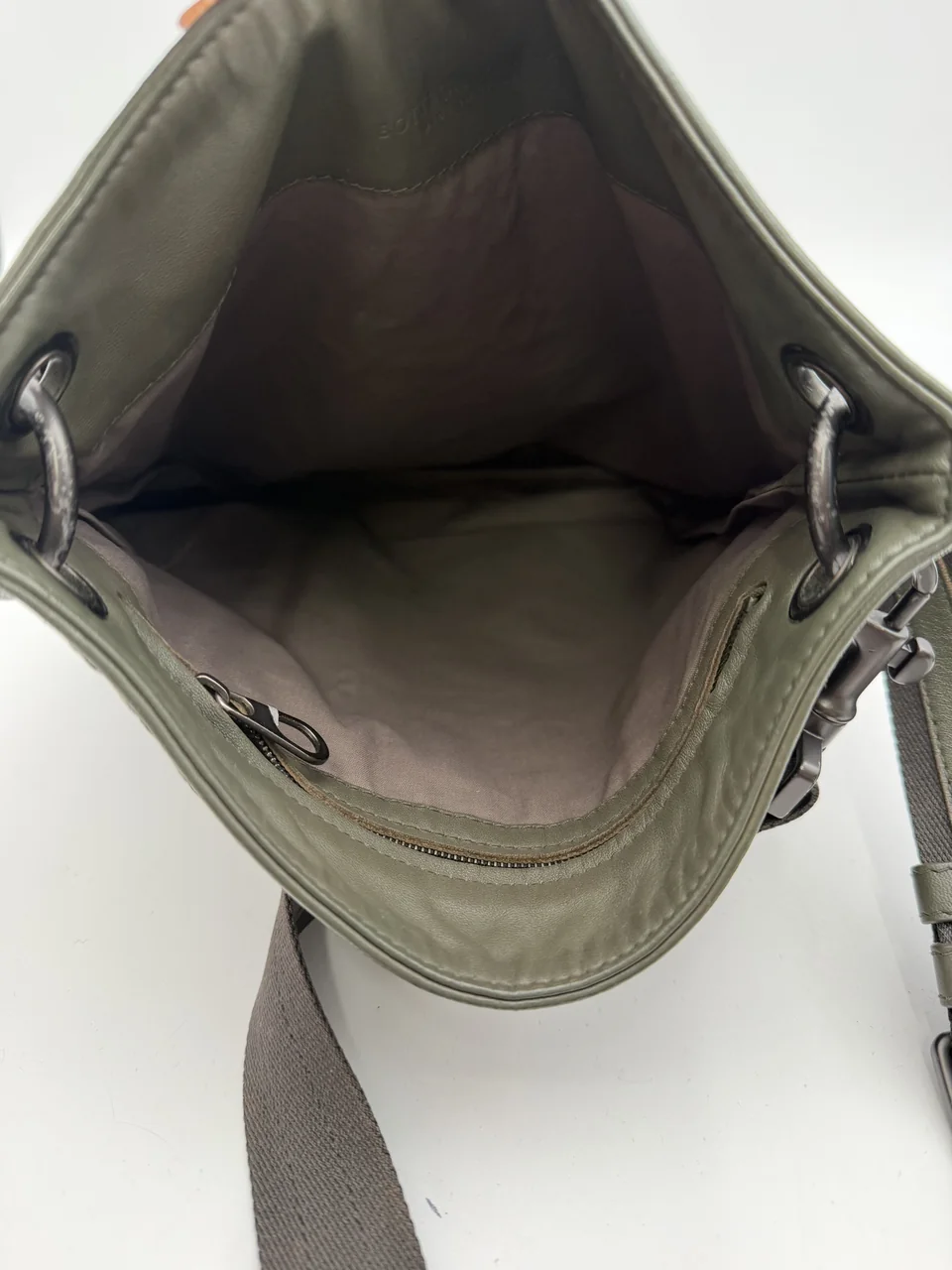 BOTTEGA VENETA INTRECCIATO SHOULDER BAG hover
