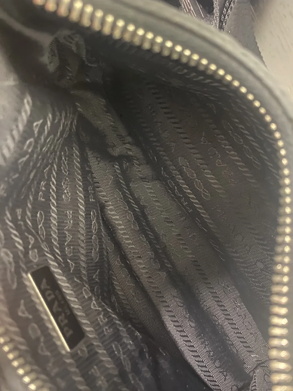 PRADA SAFFIANO RE-EDITION 2005 hover