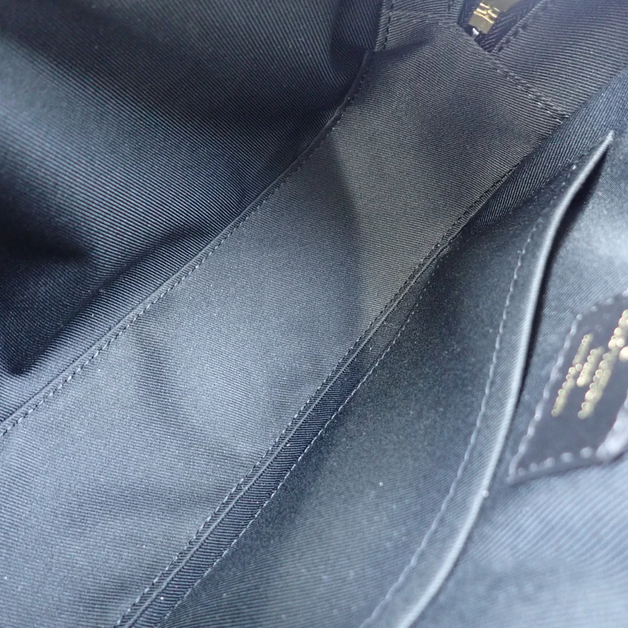LV DAMIER SANTA MONICA view 7