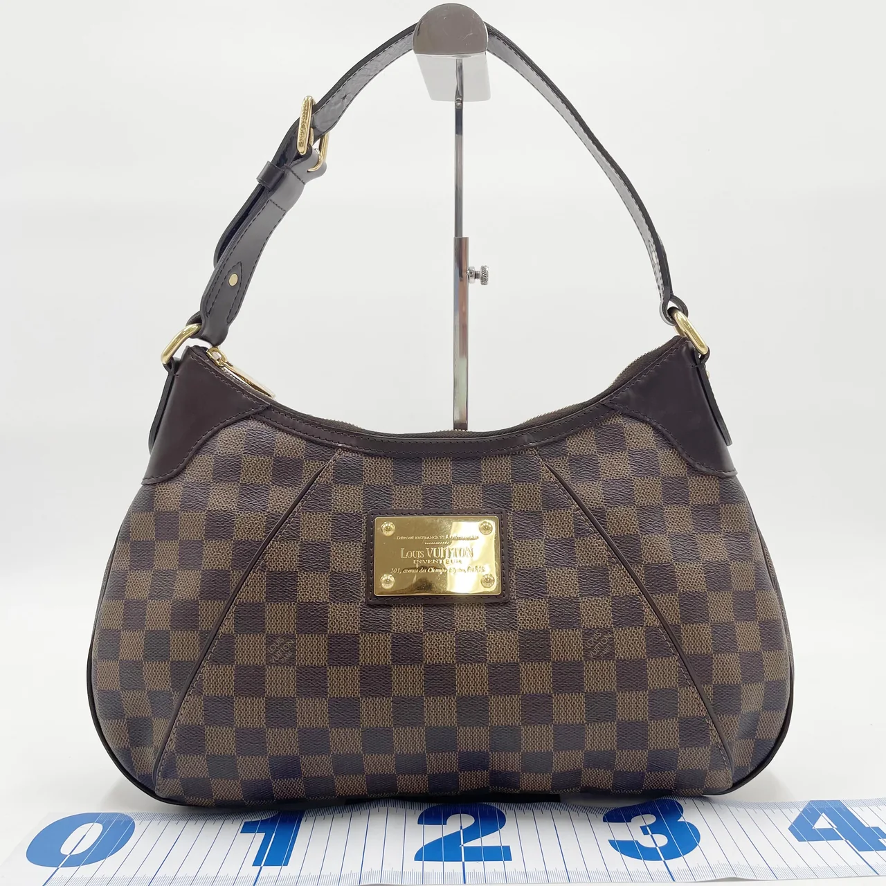 LV DAMIER THAMES