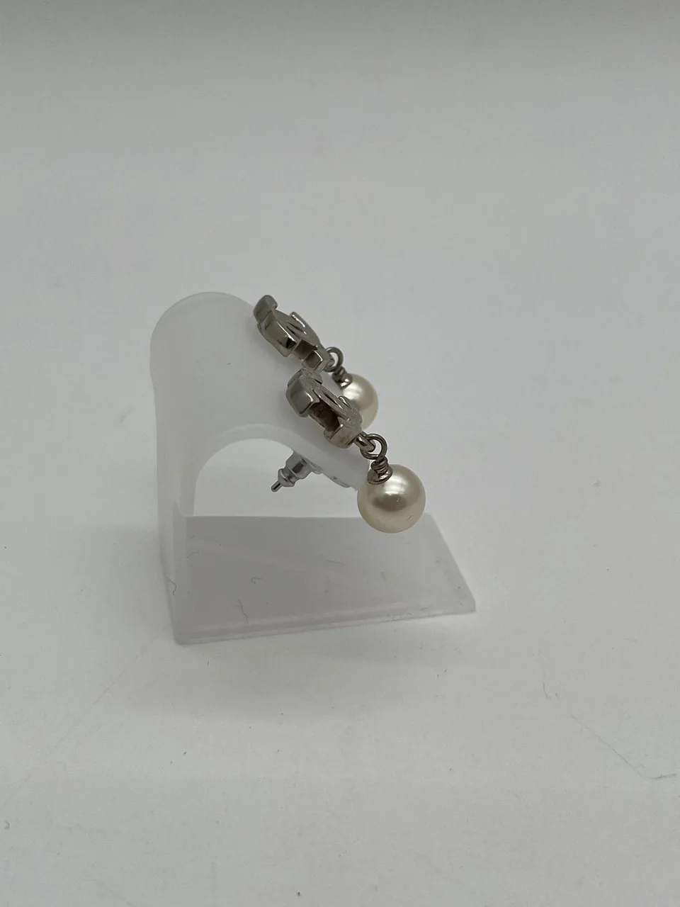 CHANEL EARRINGS view 3
