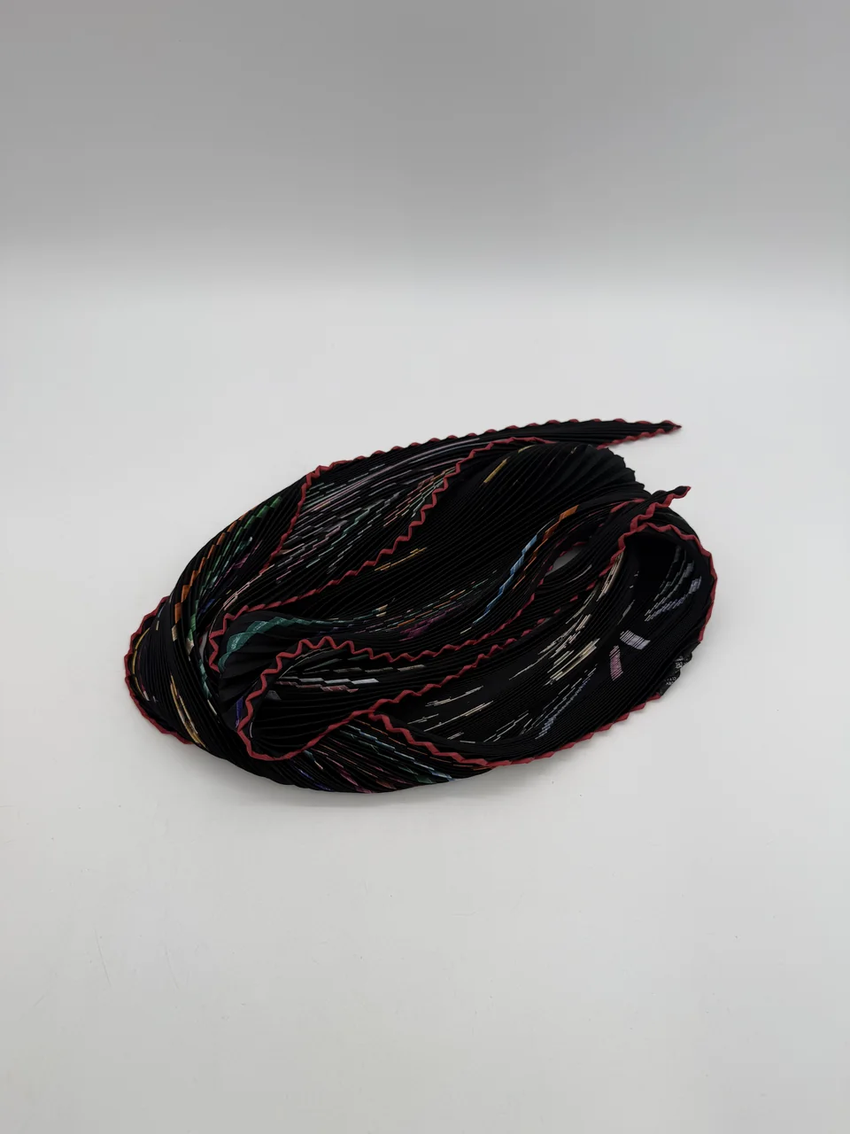 HERMES PLEATED SCARF (BLACK) view 4