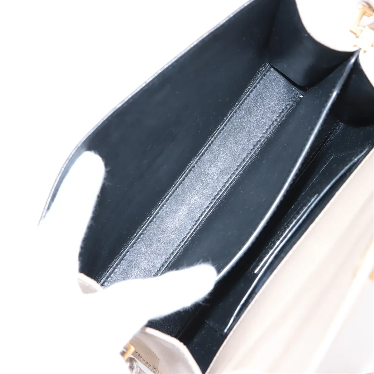 SAINT LAURENT CASSANDRA (BEIGE) view 12