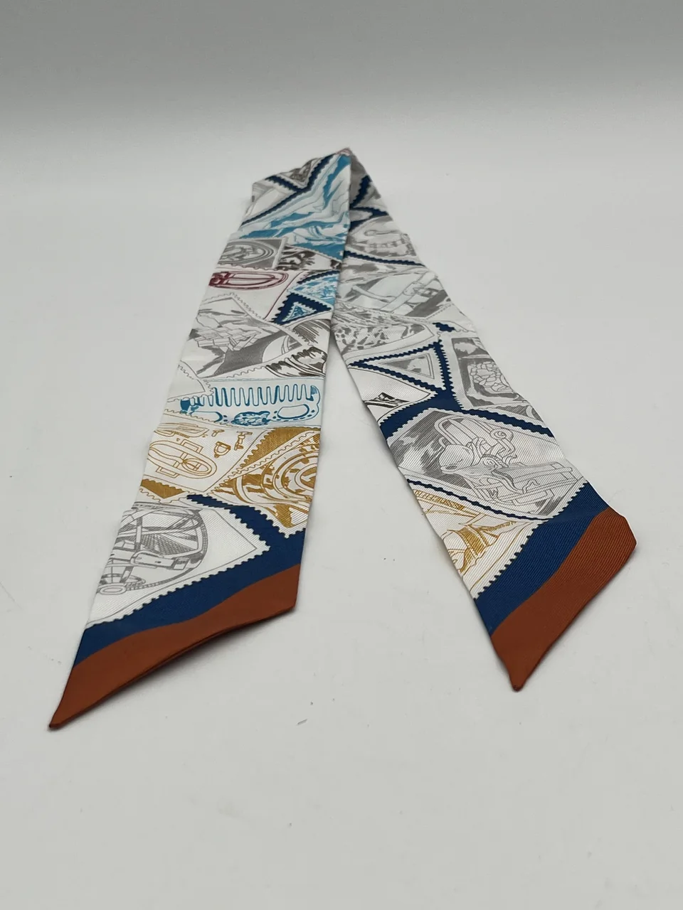 HERMES SCARF hover