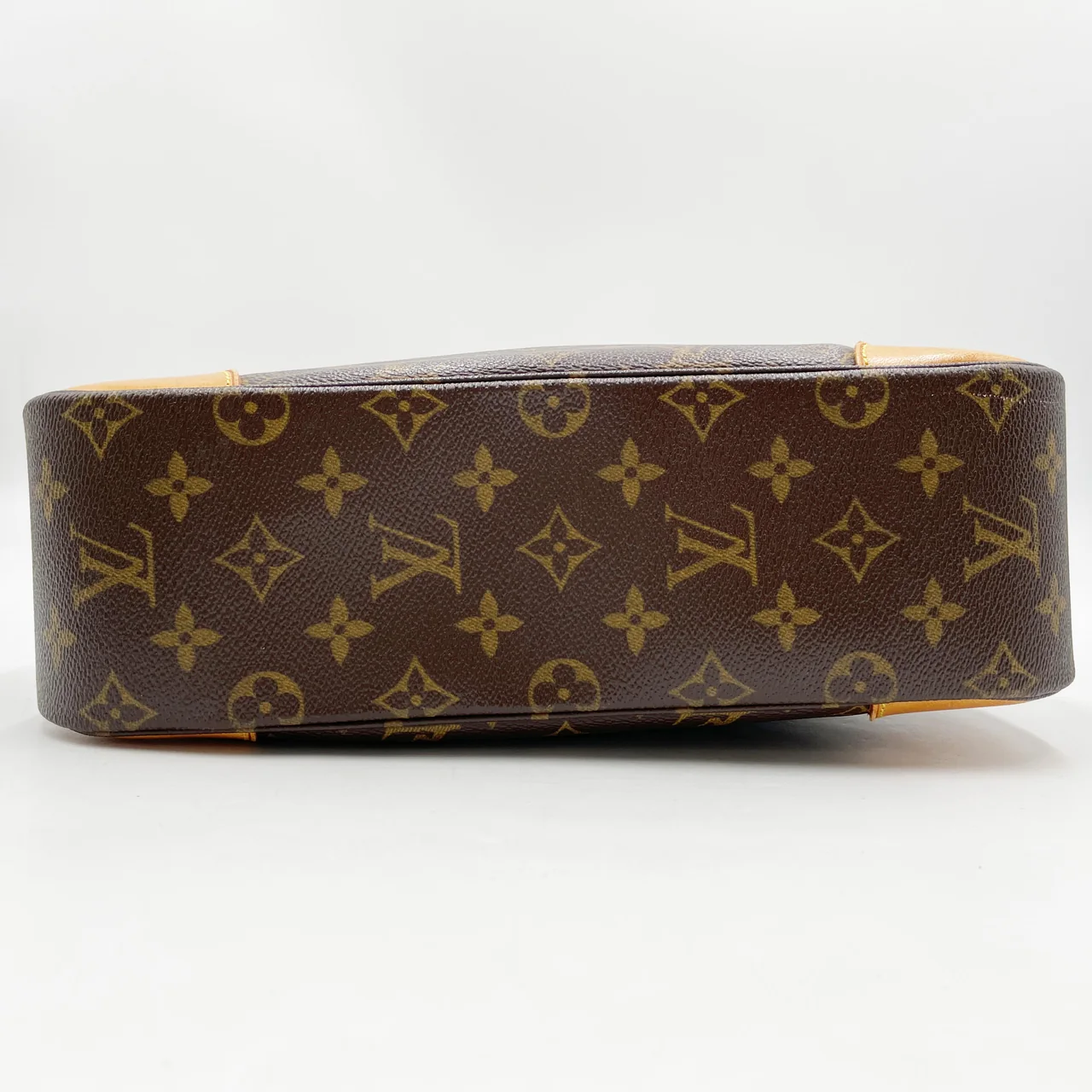 LV MONOGRAM BOLOGNE 30 view 3