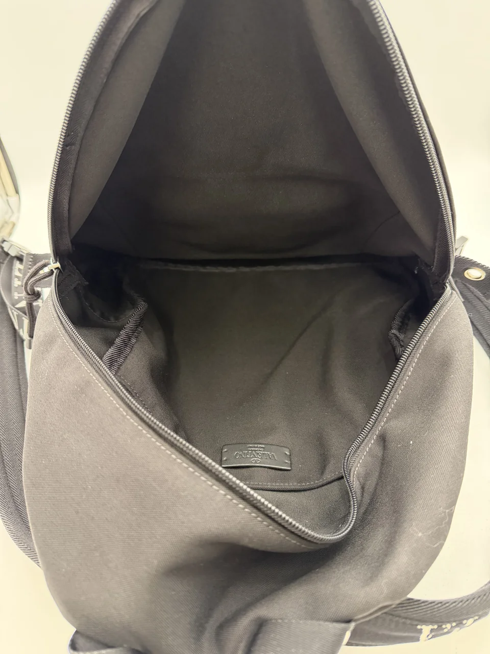 VALENTINO BACKPACK (BLACK) view 4