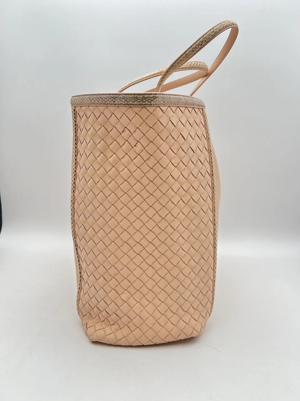 TG-9 38-6 BOTTEGA VENETA INTRECCIATO TOTE BAG (PINK) view 3