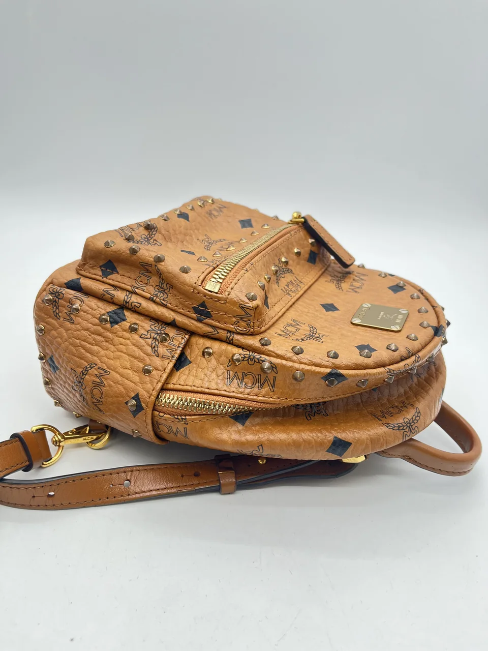 MCM VICETOS MINI BACKPACK (COGNAC) view 5