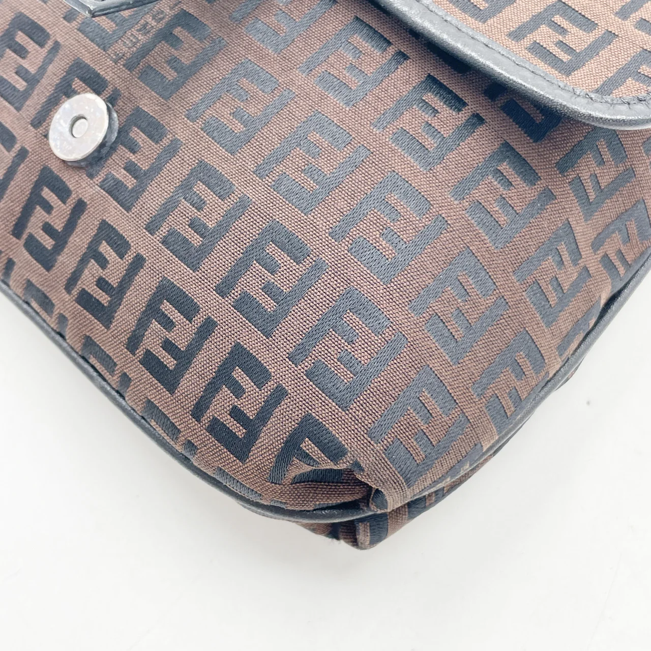 FENDI SHOULDER BAG view 6