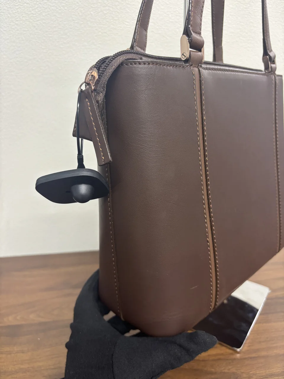 BURBERRY HANDBAG (BROWN) view 6