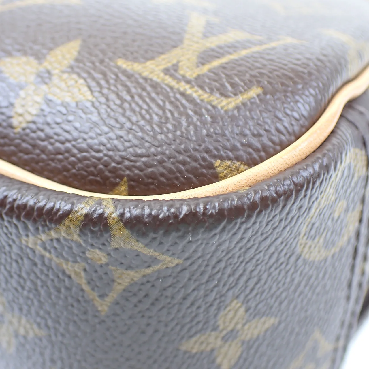 LV MONOGRAM TROUVILLE view 5