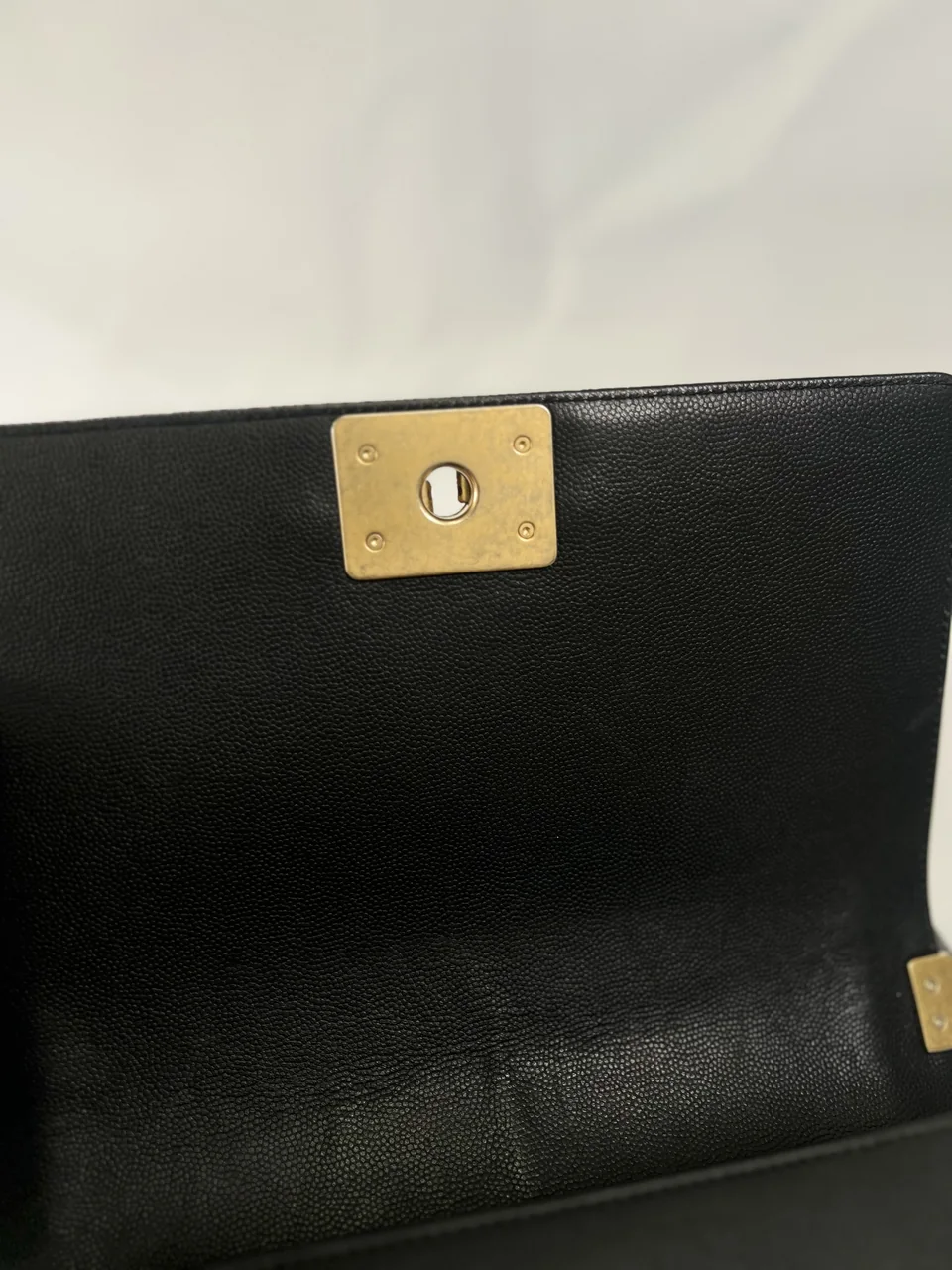 CHANEL CAVIAR LE BOY 25 view 16