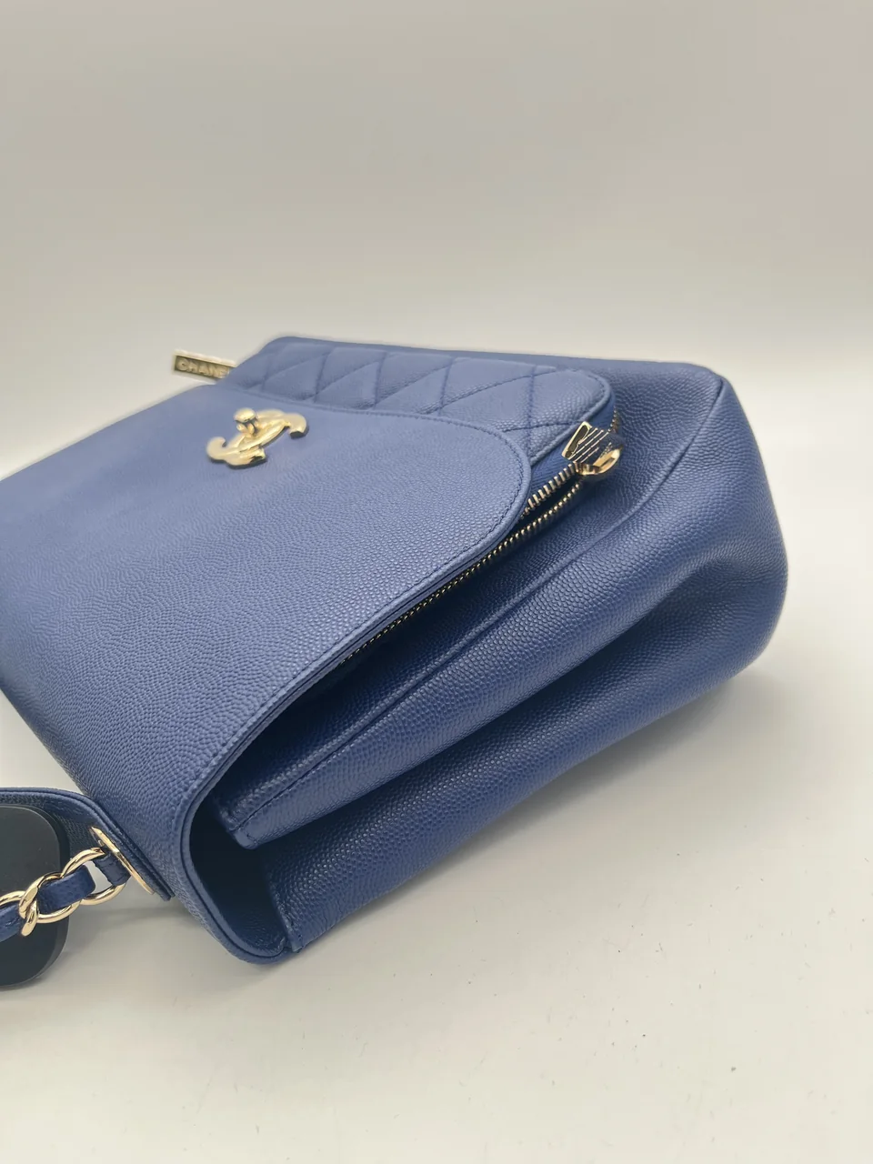 CHANEL CAVIAR MATELASSE BUSINESS AFFINITY (24 SERIAL CODE) view 5