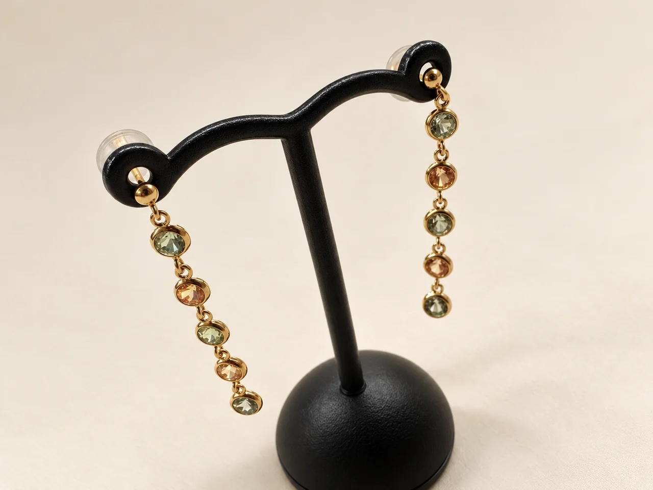 K18 SAPPHIRE EARRINGS (1.71CTS 1.15G) hover